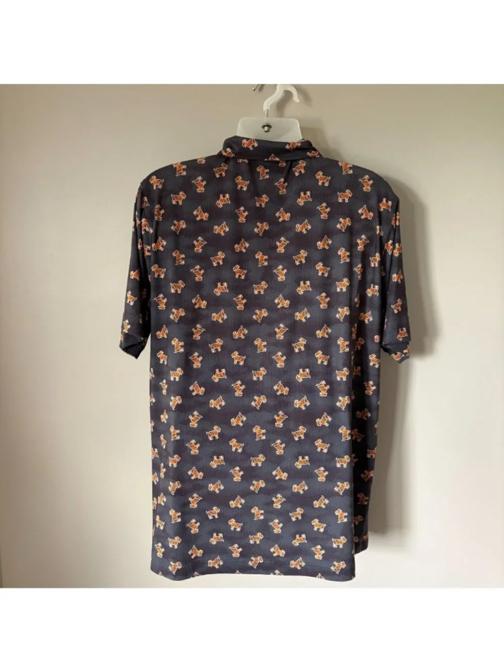 WAGGLE Mens Golf Shirt Polo Goat Tiger Print Athletic Size 2XL - Picture 2 of 4